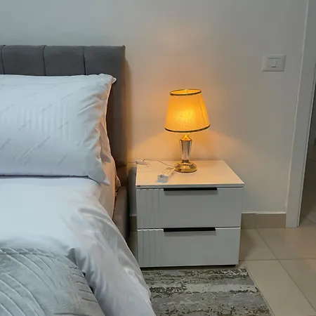 The 5 Maji Escape Lägenhet