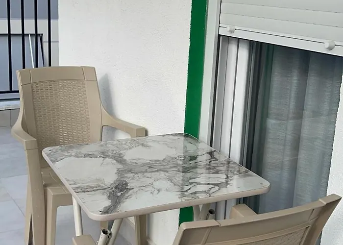 The 5 Maji Escape * Τίρανα